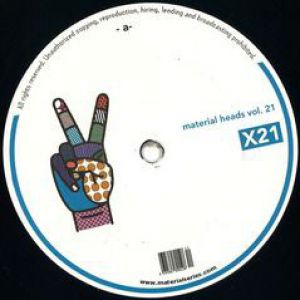 MATERIAL HEADS VOL 21