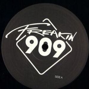 FREAKIN VINYL 001