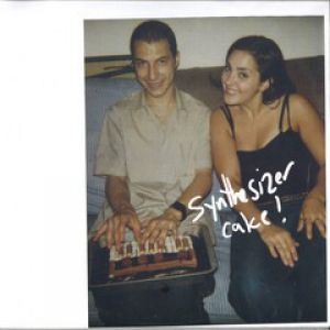 THE SYNTHESIZER CAKE EP