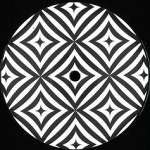 HANG EIGHT EP (NIKO MAXEN/SILAT BEKSI RMXS)