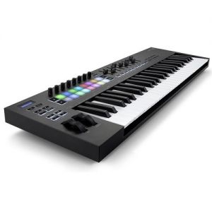 NOVATION Launchkey 49 MK3