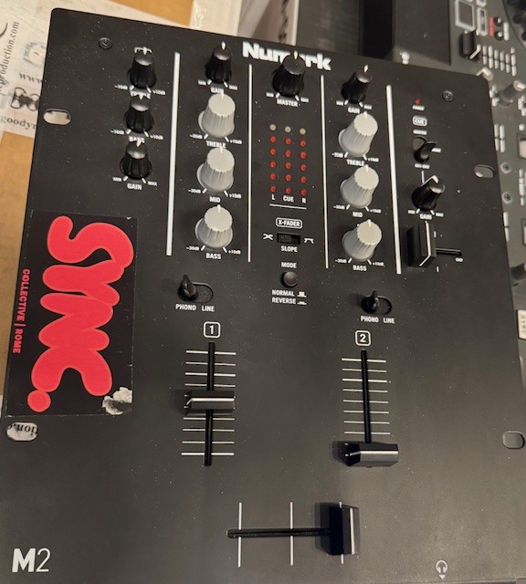 NUMARK M2 BLACK - USATO